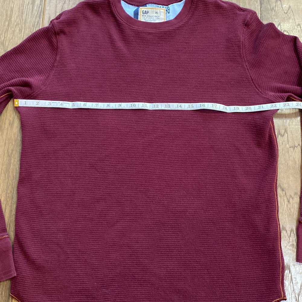 Gap ribbed thermal shirt. - Picture 3 of 9
